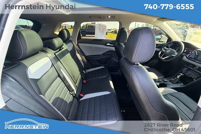 Used 2024 Volkswagen Taos SEL AWD/4WD image 23