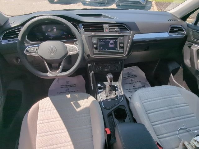 Used 2023 Volkswagen Tiguan S FWD image 14