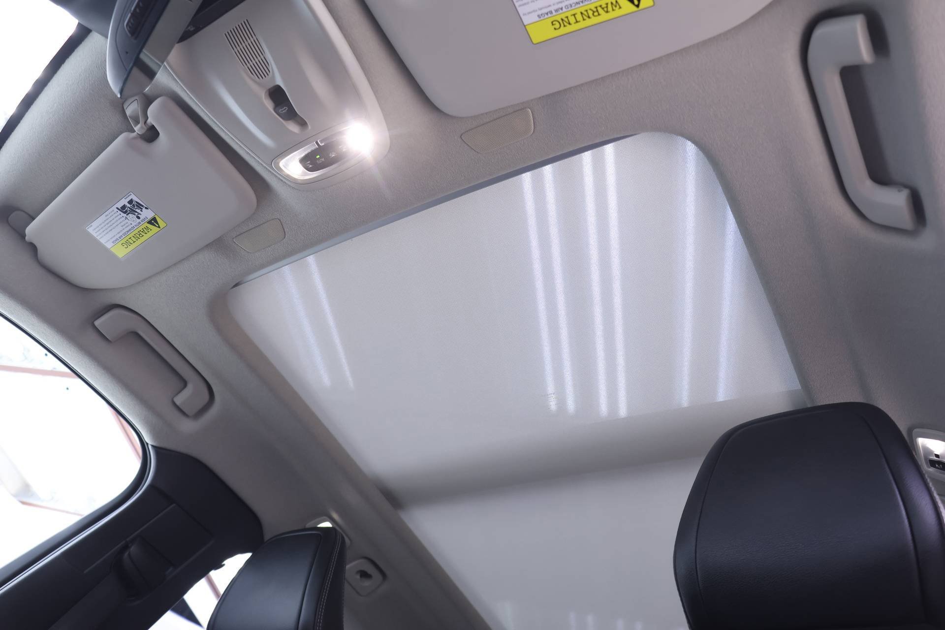 Used 2019 Volvo XC40 T5 Momentum image 22