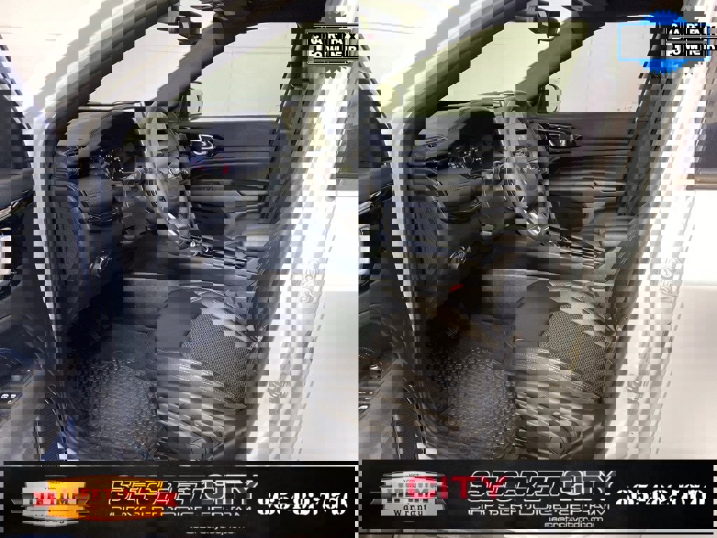 Used 2025 Jeep Compass Latitude w/ Altitude Special Edition image 11