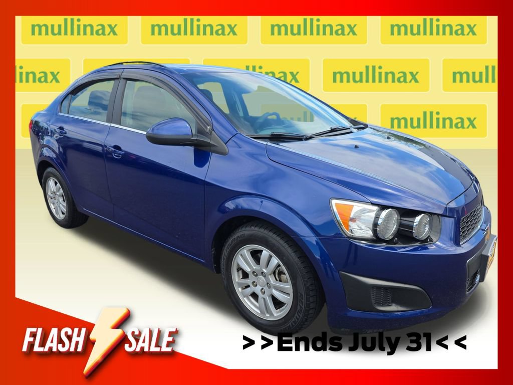 Used 2013 Chevrolet Sonic LT FWD image 1