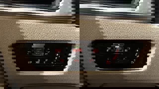 Used 2021 BMW 330i xDrive Sedan w/ Driving Assistance Package image 16