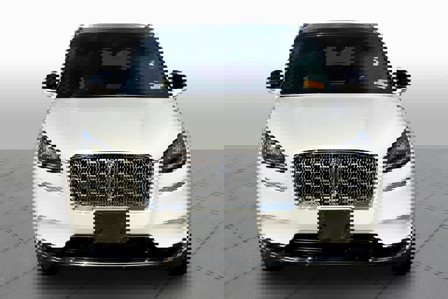 Used 2020 Lincoln Corsair Reserve image 4