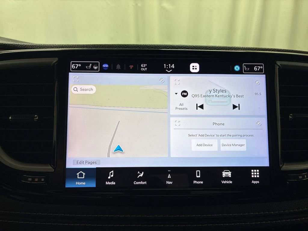 Used 2021 Chrysler Pacifica Limited w/ S Appearance Package AWD/4WD image 19