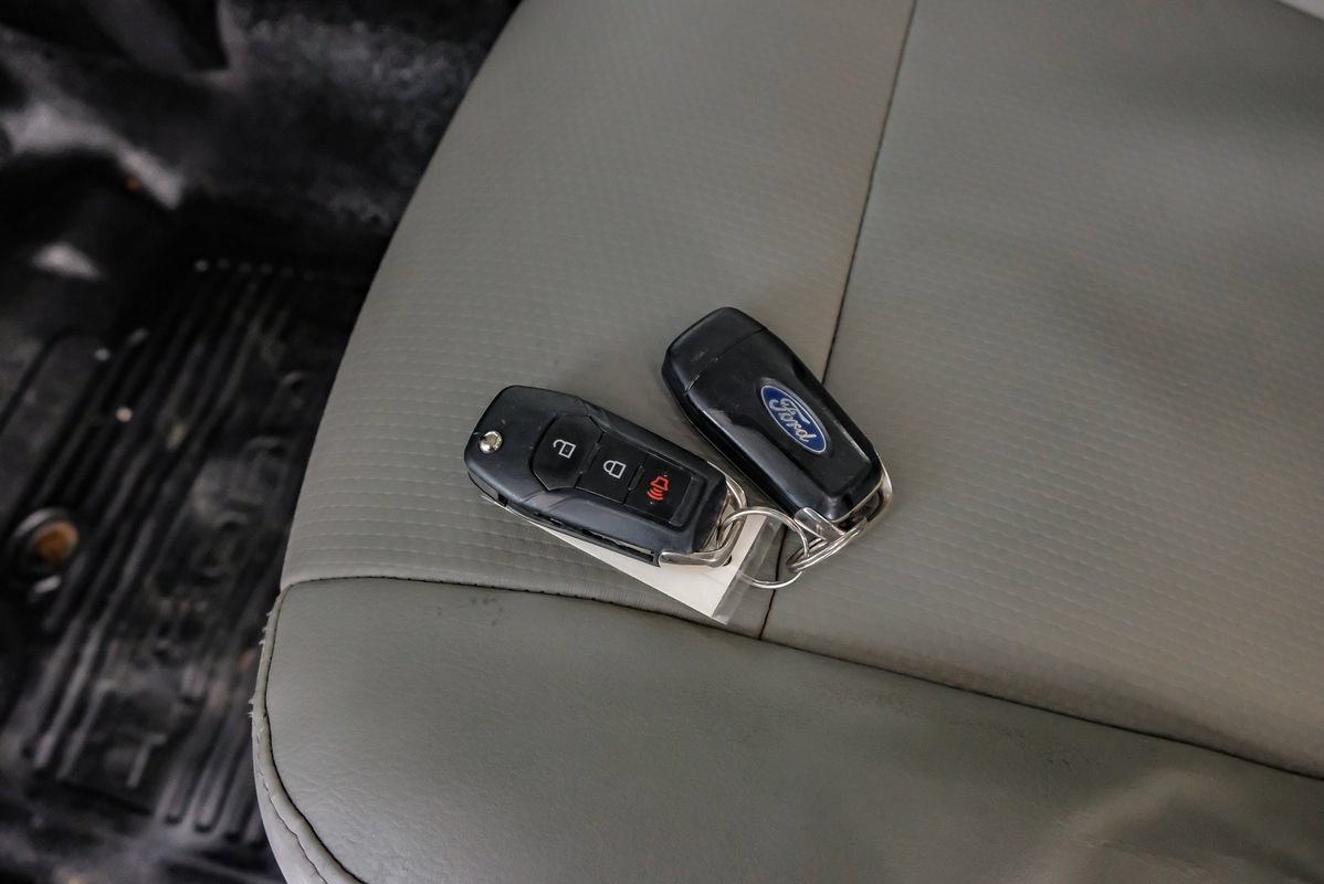 Used 2017 Ford F350 XL w/ Power Equipment Group RWD image 63