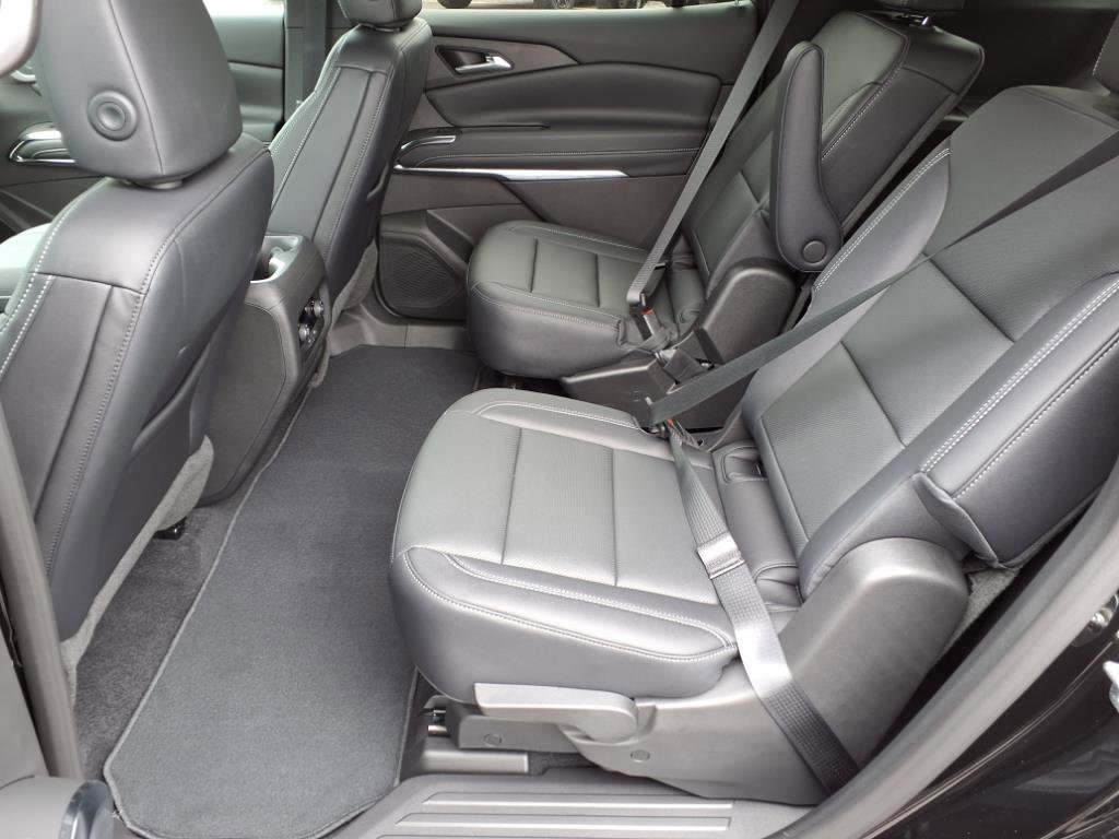New 2026 Chevrolet Traverse LT w/ Driver Confidence Package image 5