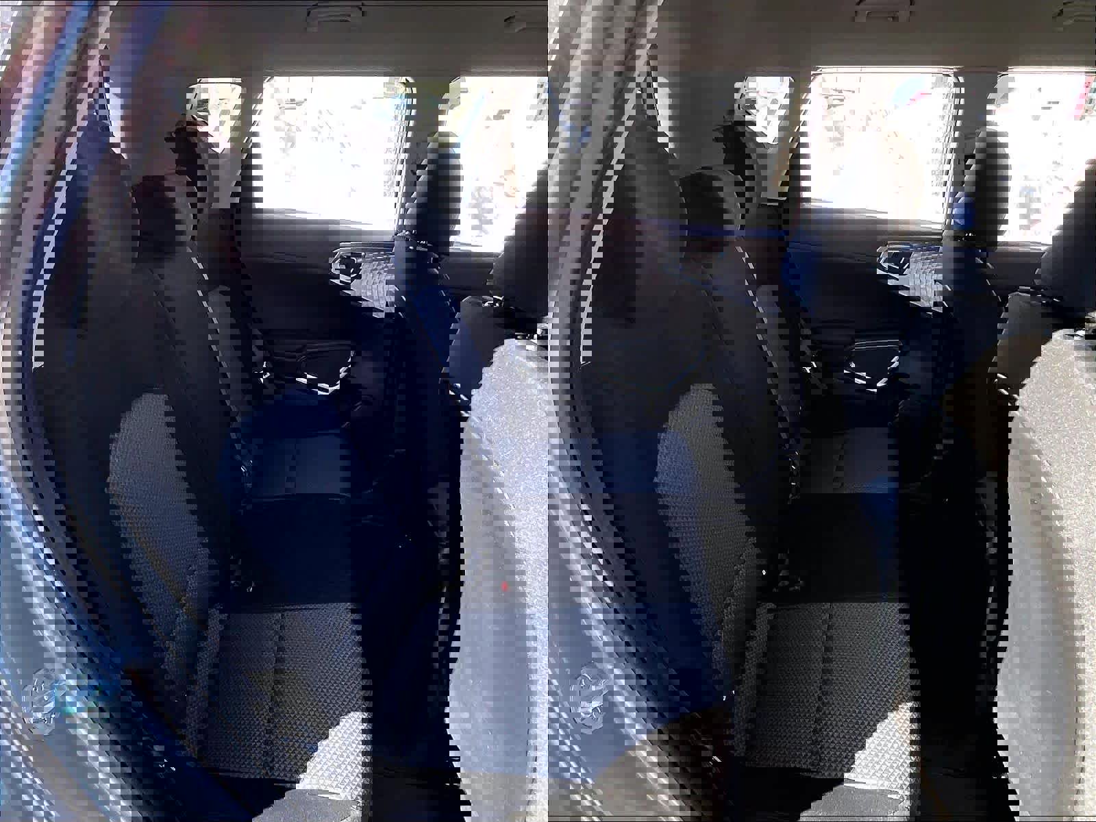 Used 2024 Kia Soul LX w/ Option Group 015 image 16