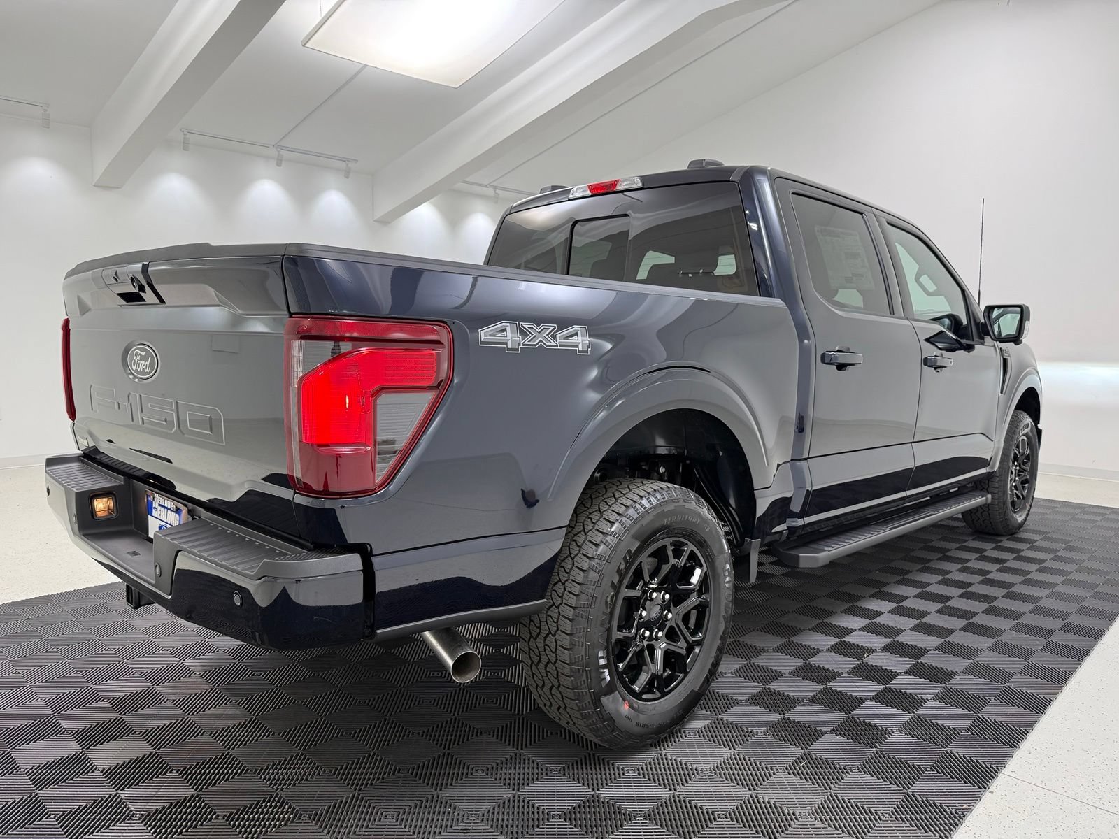 New 2026 Ford F150 XLT w/ Equipment Group 302A MID AWD/4WD image 7