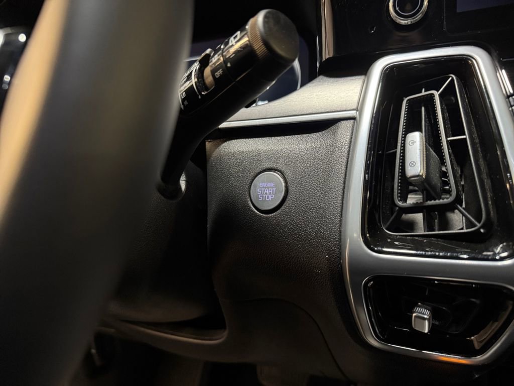 Certified 2023 Kia Sorento SX AWD/4WD image 29