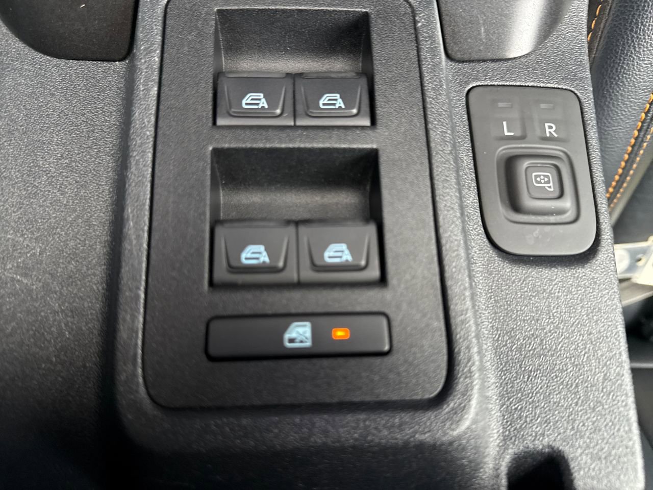 Used 2022 Ford Bronco Badlands image 23