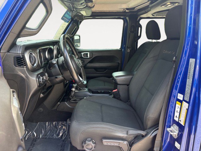 Used 2019 Jeep Wrangler Unlimited Sahara AWD/4WD video 2