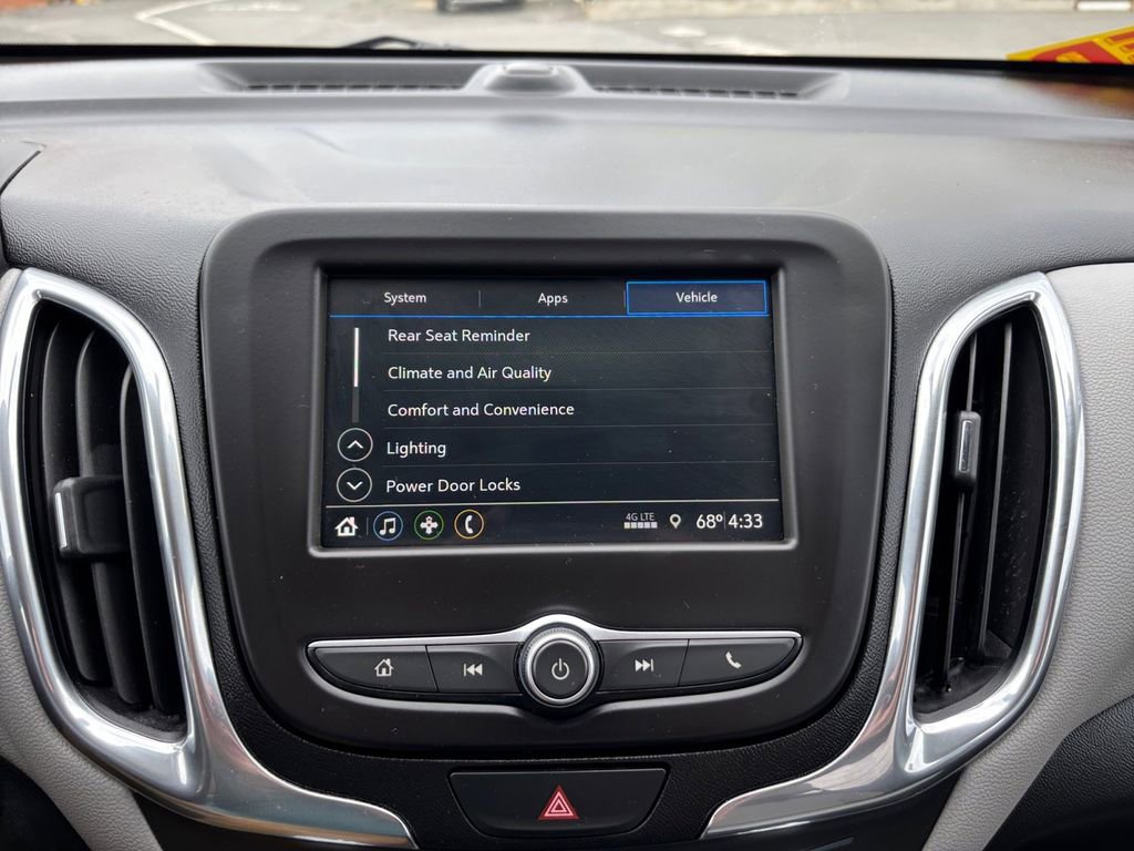 Used 2019 Chevrolet Equinox LS w/ LS Convenience Package AWD/4WD image 25