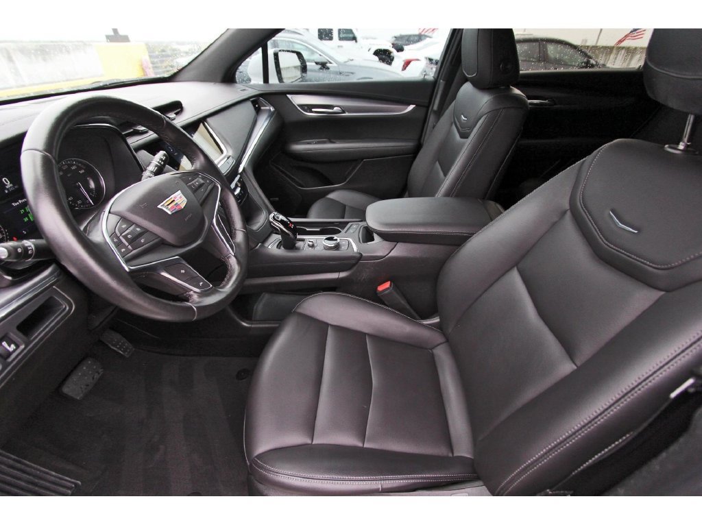 Used 2023 Cadillac XT5 Luxury FWD image 6