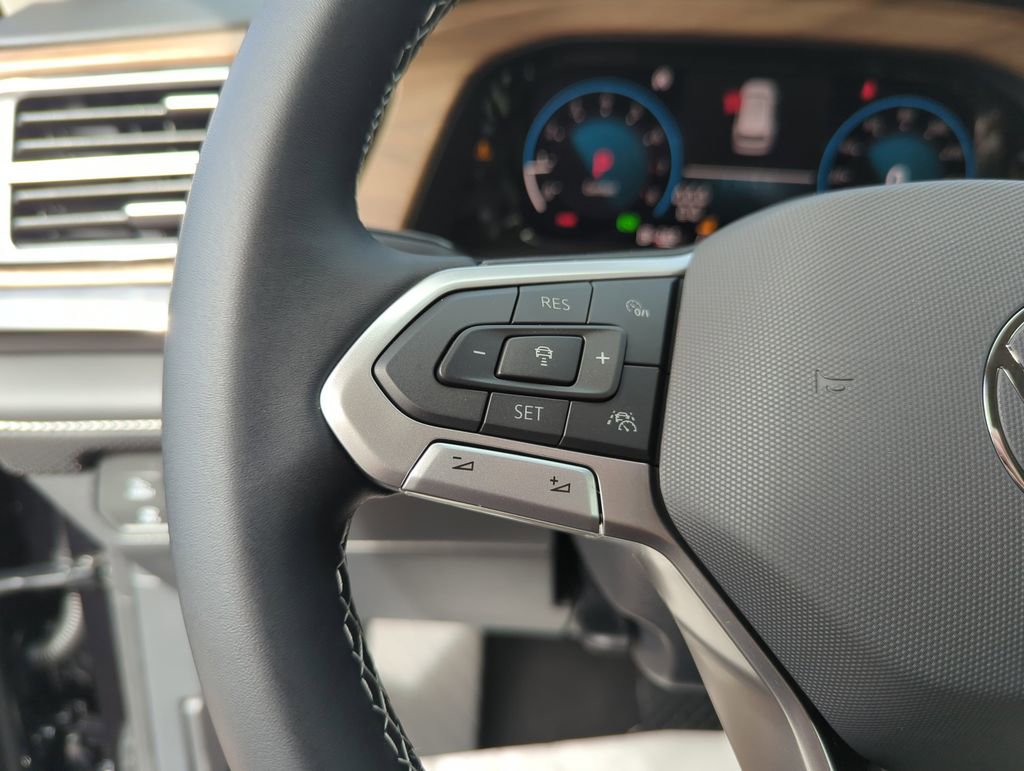 New 2026 Volkswagen Atlas SE image 42