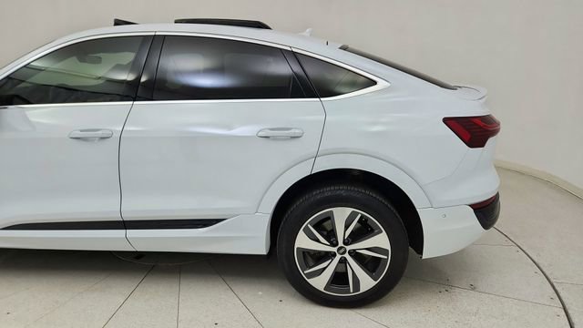Used 2024 Audi Q8 e-tron Premium Plus w/ Premium Plus Package image 10