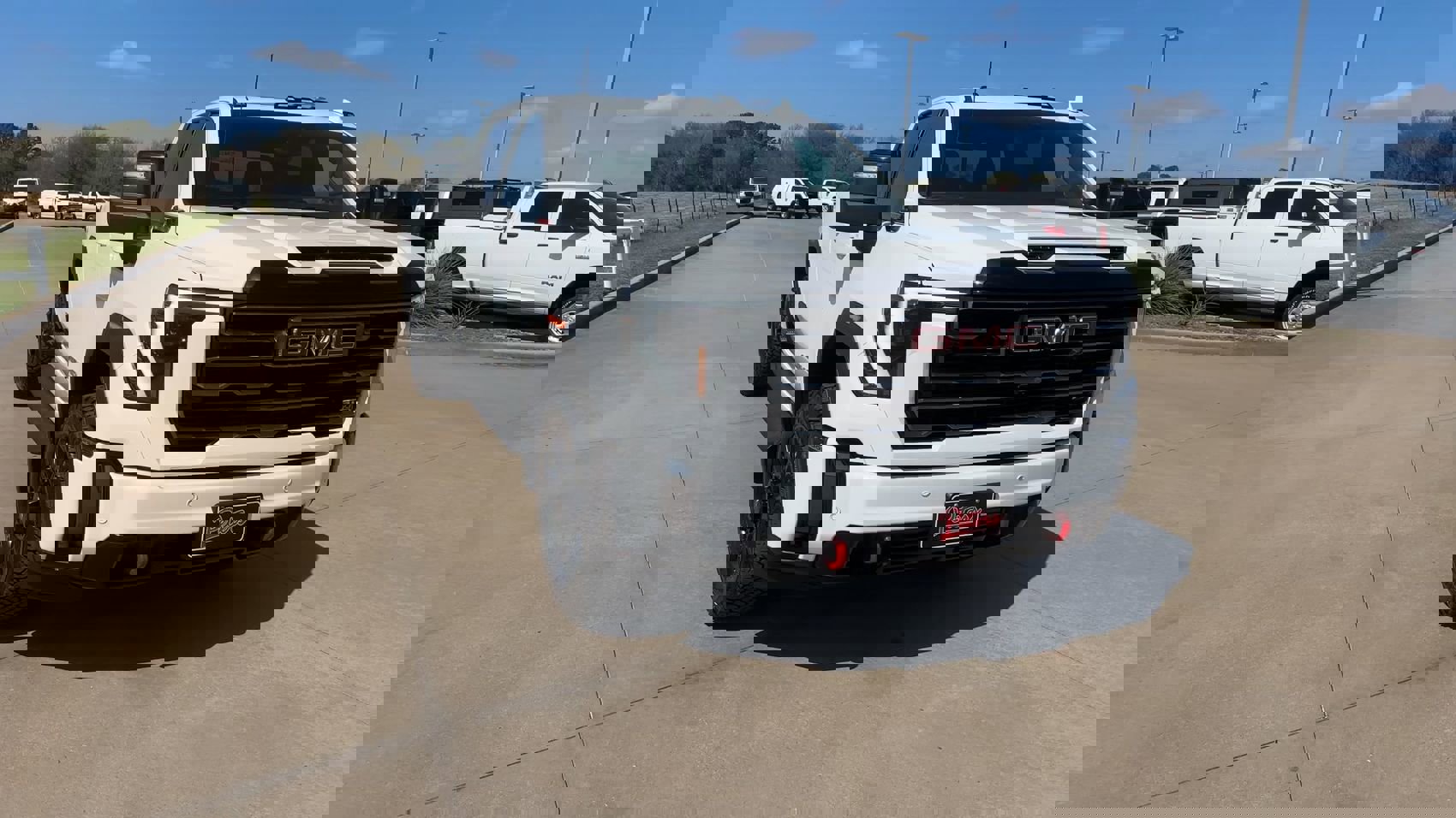 Used 2024 GMC Sierra 2500 AT4 w/ AT4 Premium Plus Package image 4