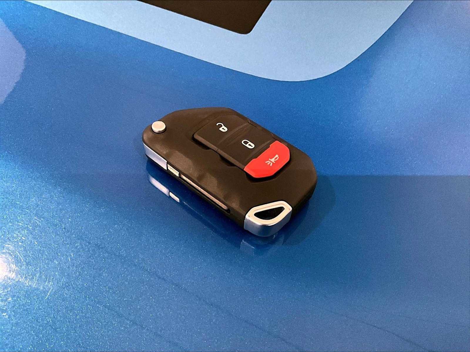 Used 2024 Jeep Wrangler Rubicon w/ Technology Group image 33