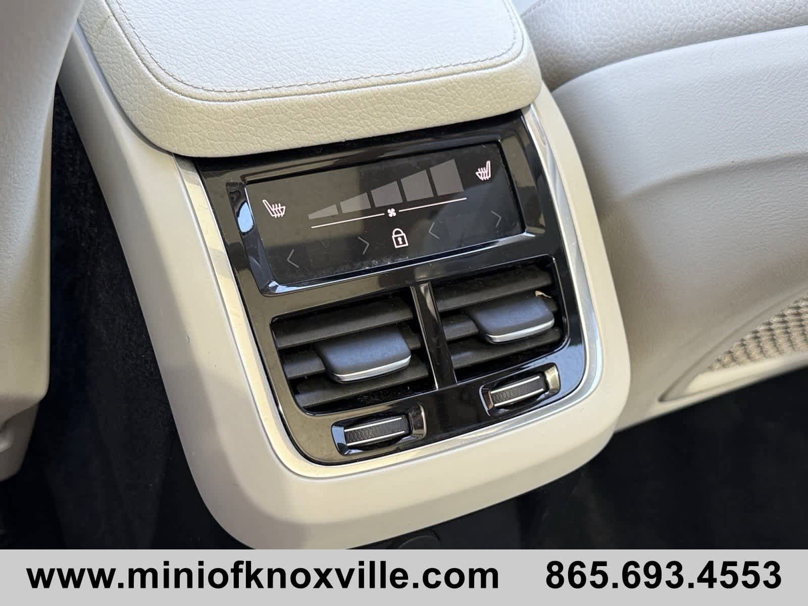 Used 2021 Volvo XC90 T8 Inscription Expression w/ Climate Package AWD/4WD image 18