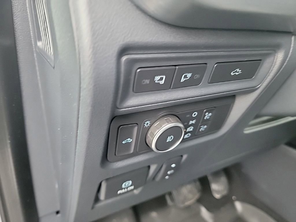 Certified 2022 Ford F150 Lariat w/ Equipment Group 502A High image 39