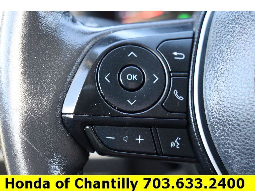 Used 2022 Toyota RAV4 XLE image 13