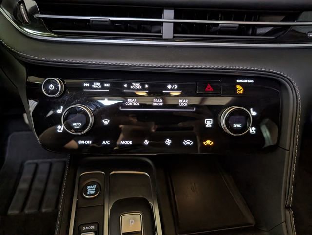 Used 2025 INFINITI QX60 Luxe AWD/4WD image 24