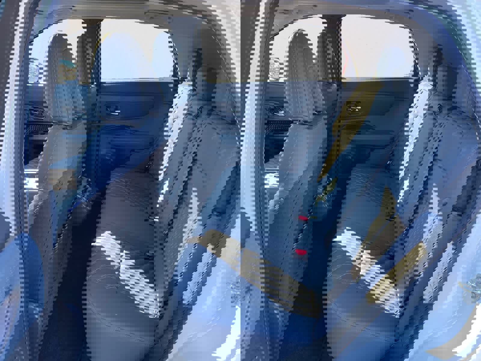 Certified 2025 Nissan Ariya Platinum image 11