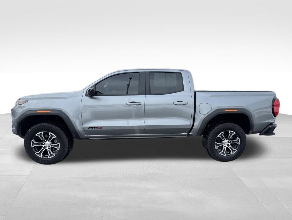 Used 2024 GMC Canyon AT4 w/ Technology Package image 12