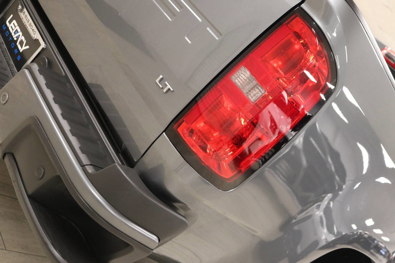 Used 2022 Chevrolet Colorado LT w/ Fleet Safety Package image 93