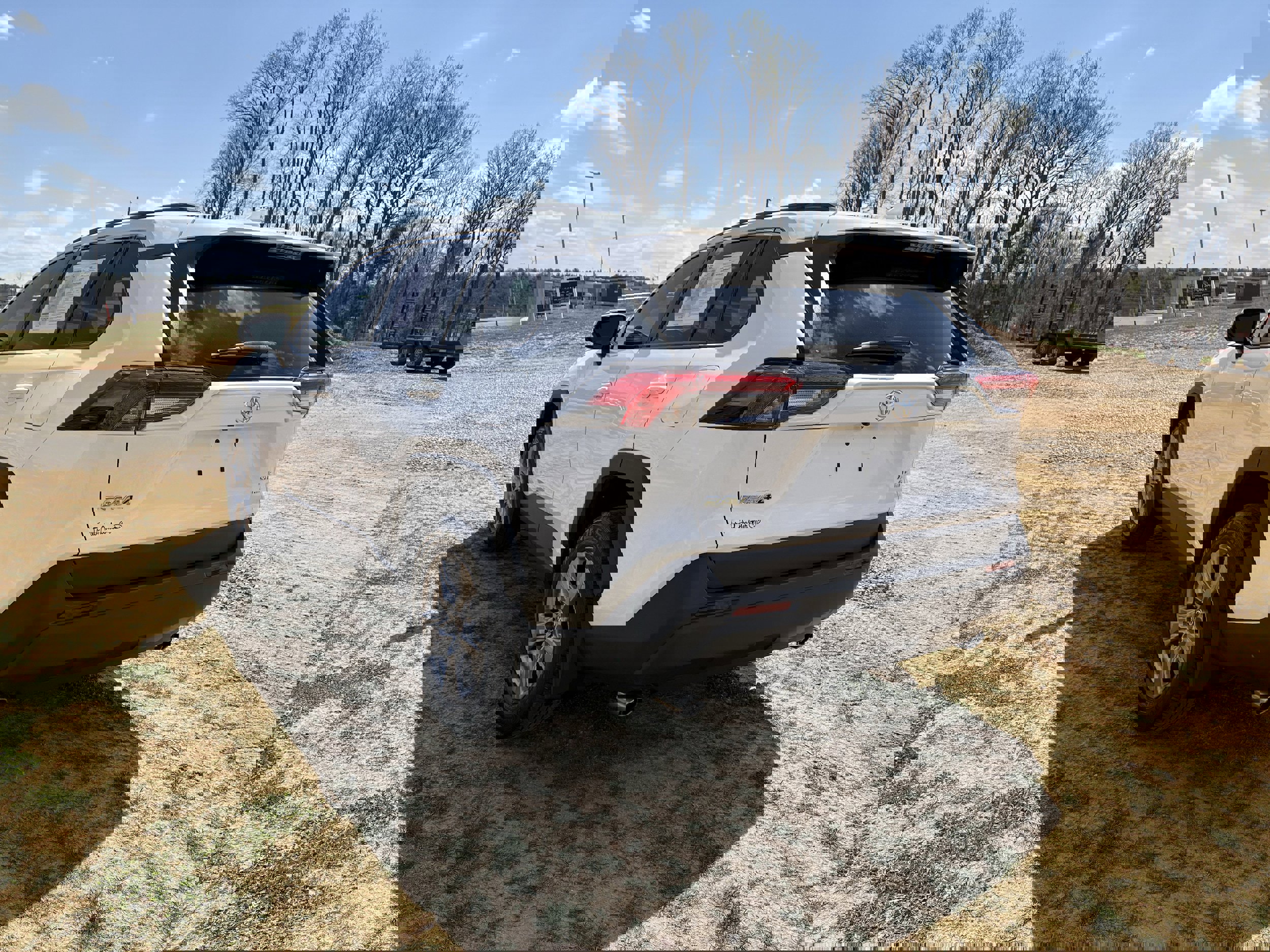 Used 2024 Toyota RAV4 XLE w/ Convenience Package AWD/4WD image 6