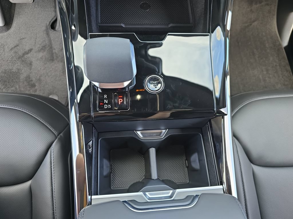 New 2026 Land Rover Range Rover Sport SE AWD/4WD image 26