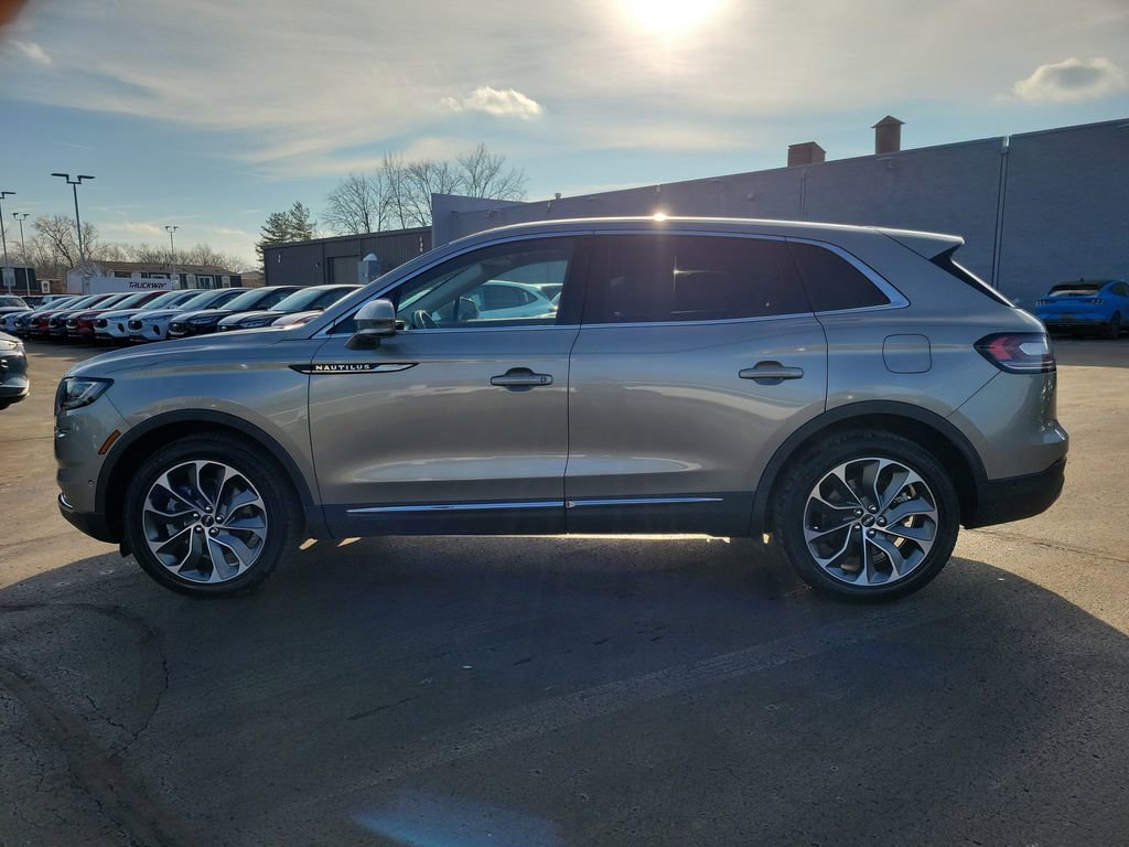 Certified 2023 Lincoln Nautilus Reserve w/ Equipment Group 201A image 7