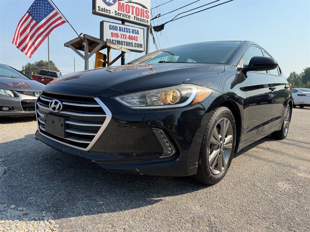 Used 2017 Hyundai Elantra Value Edition FWD image 9