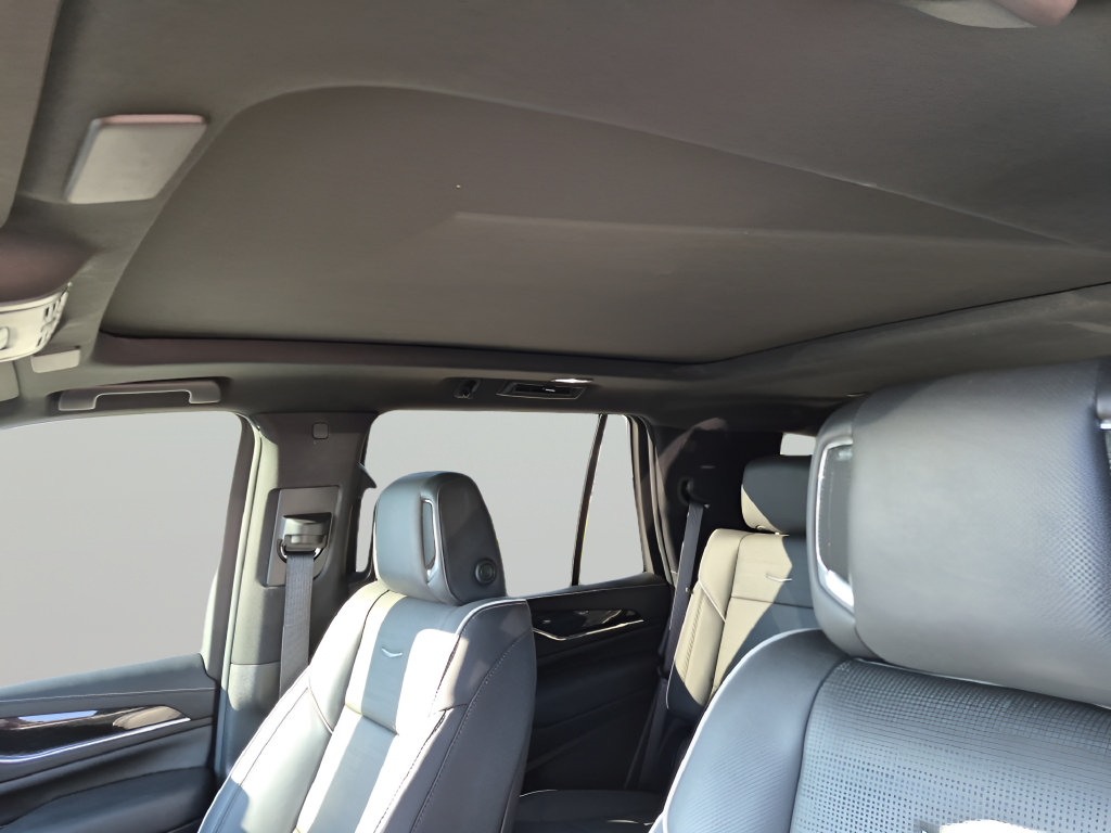 Used 2024 Cadillac Escalade Sport w/ Touring Package AWD/4WD image 28