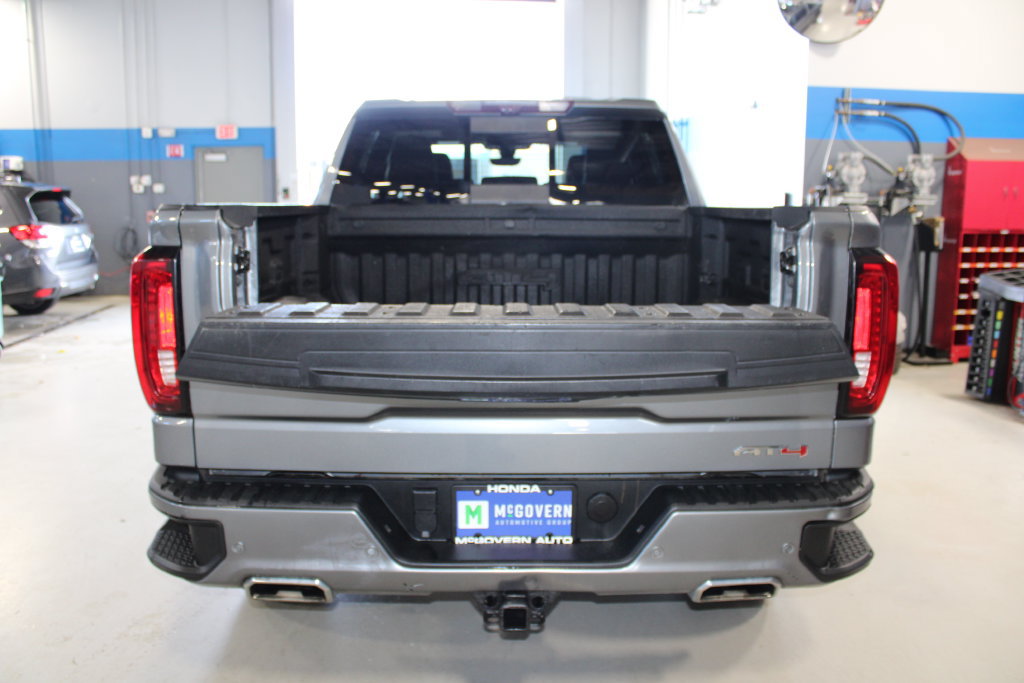 Used 2022 GMC Sierra 1500 AT4 w/ Technology Package AWD/4WD image 30