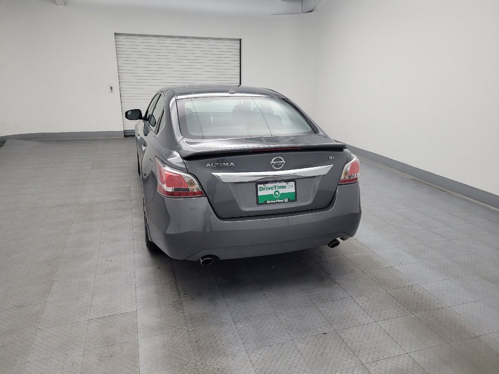 Used 2015 Nissan Altima 2.5 SL w/ Moonroof Package image 6