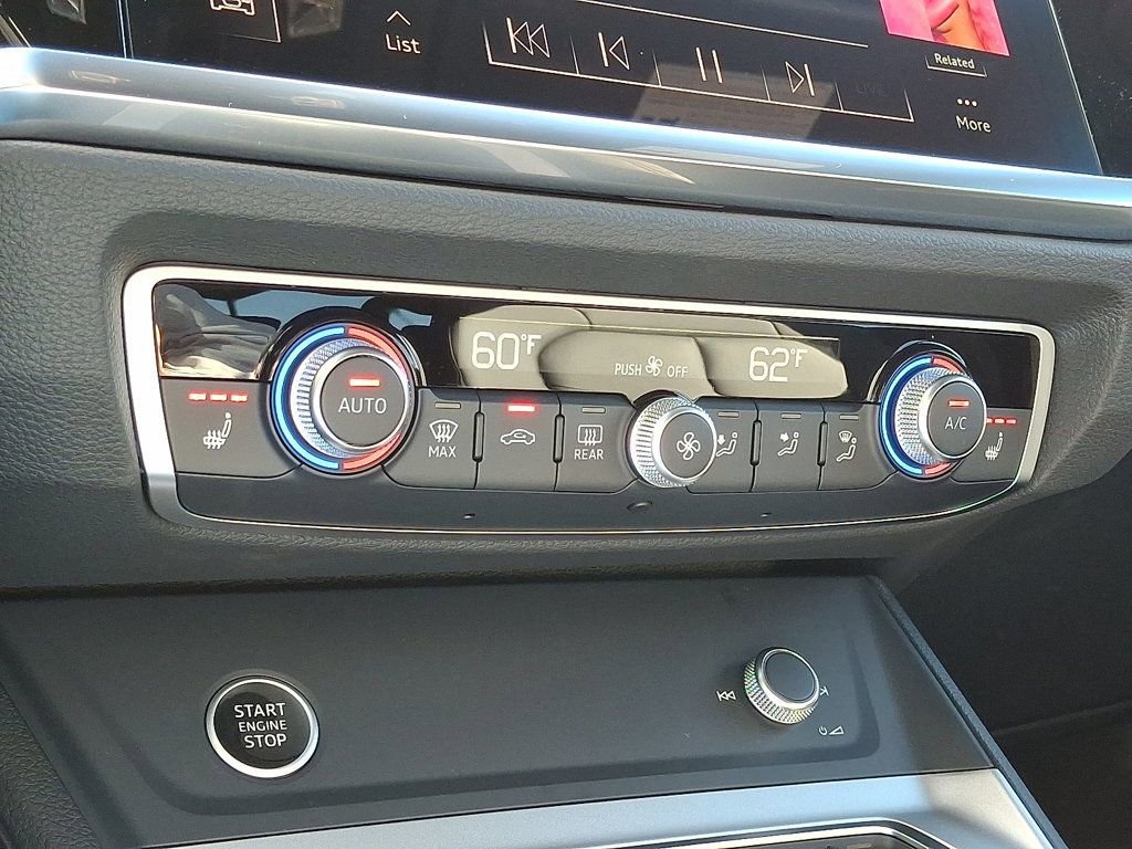 New 2025 Audi Q3 2.0T Premium image 15