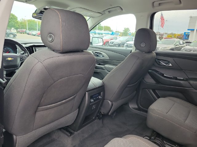 Used 2019 Chevrolet Traverse LT FWD image 25