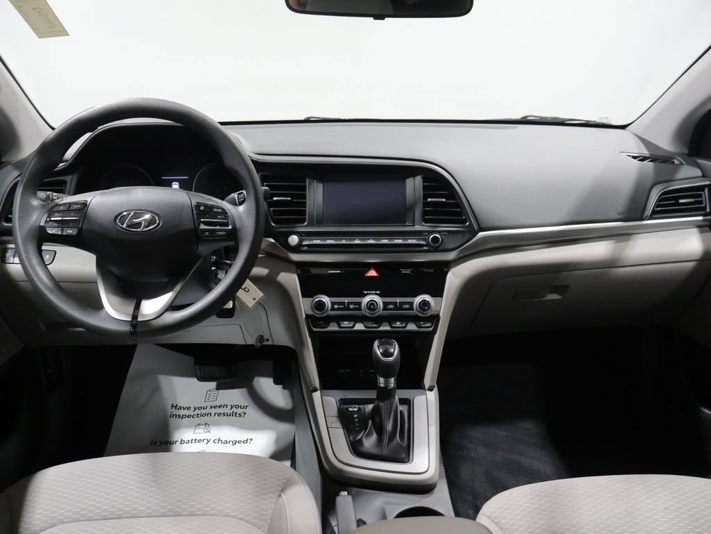 Used 2020 Hyundai Elantra SEL FWD image 16
