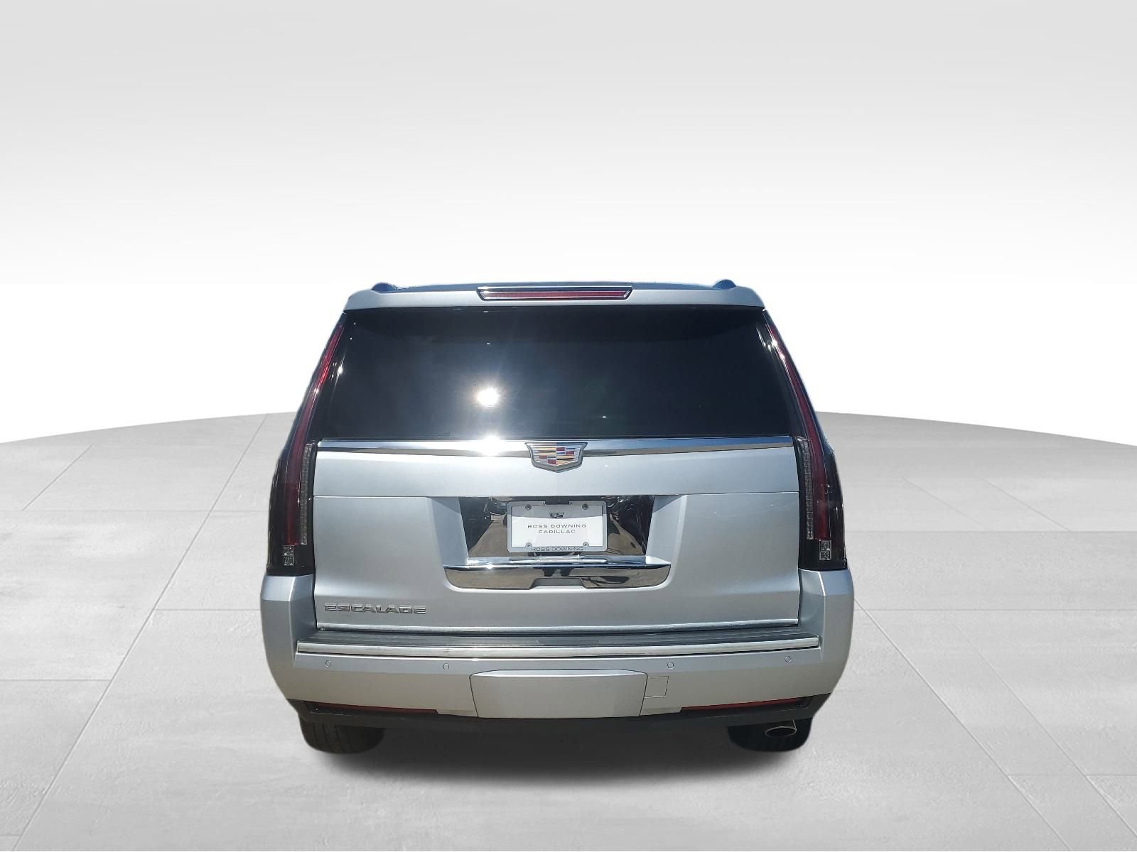 Used 2019 Cadillac Escalade Premium Luxury image 5