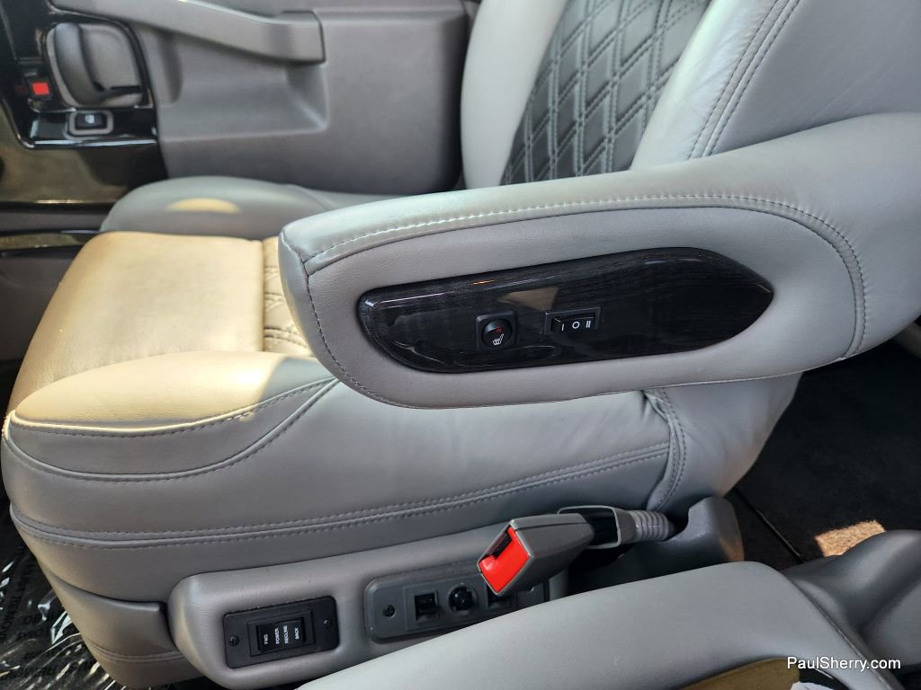 Used 2021 Chevrolet Express 2500 LS w/ Enhanced Convenience Package image 36