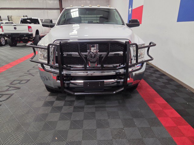 Used 2018 RAM 3500 Tradesman w/ Chrome Appearance Group AWD/4WD image 16