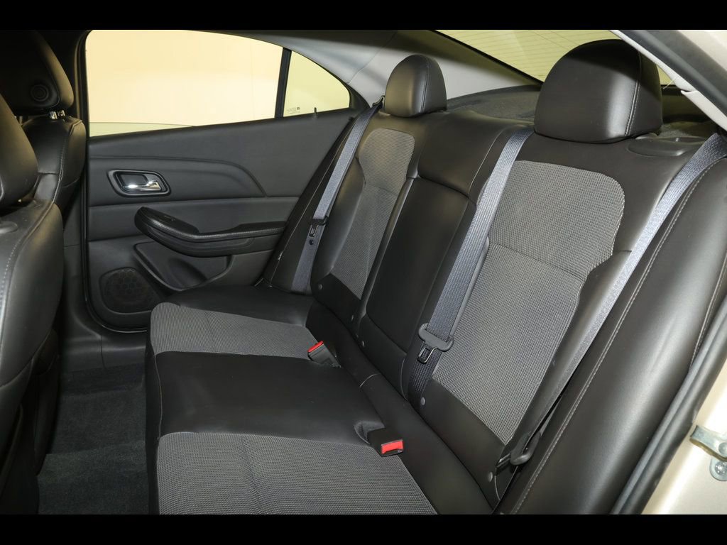 Used 2015 Chevrolet Malibu LT w/ Power Convenience Package FWD image 14