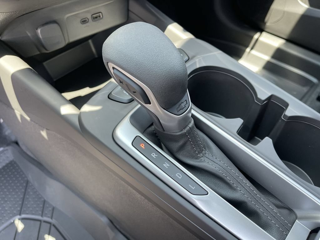 New 2026 Chevrolet Trax LS w/ LS Convenience Package FWD image 19