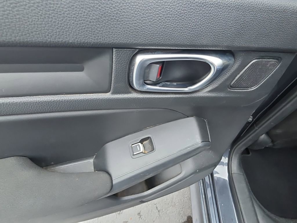 Used 2022 Honda Civic LX image 30