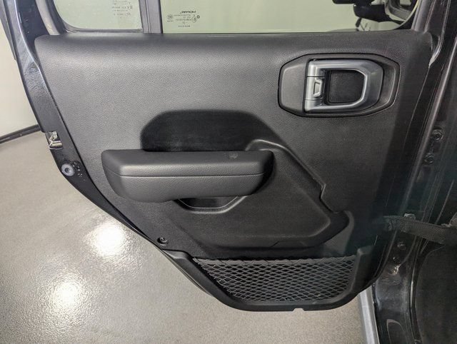 Used 2022 Jeep Wrangler Unlimited Sport AWD/4WD image 14