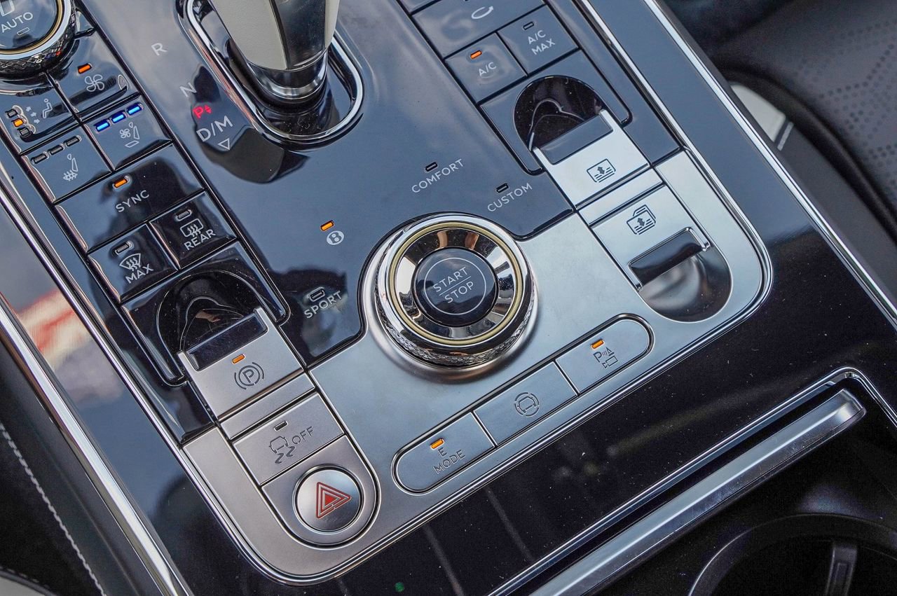 New 2026 Bentley Flying Spur Plug-In Hybrid AWD/4WD image 29