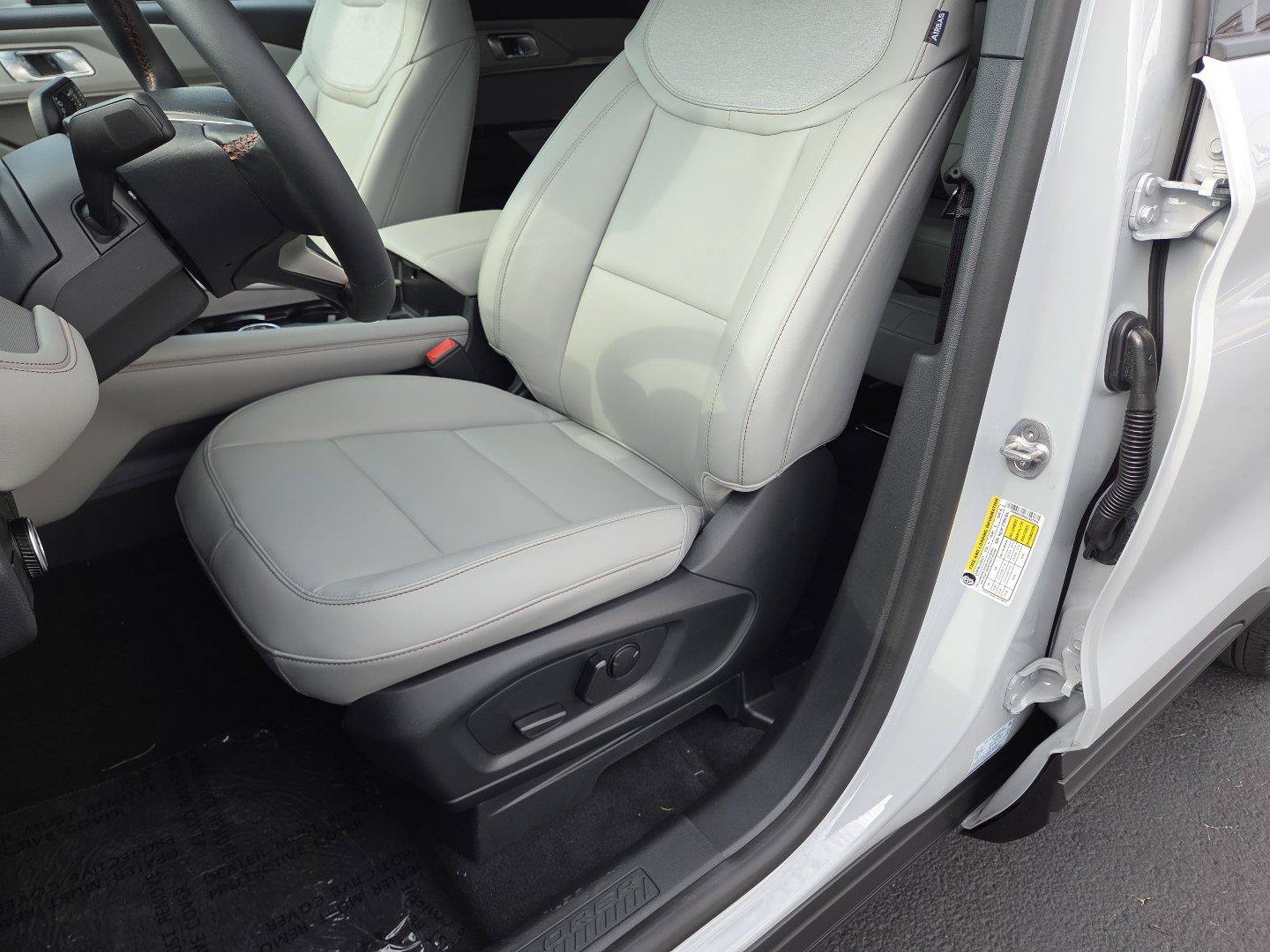 New 2027 Ford Explorer Active w/ Active Comfort Package AWD/4WD image 22