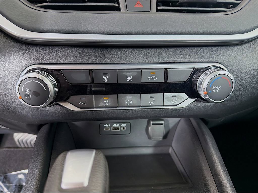 Used 2022 Nissan Altima 2.5 SV AWD/4WD image 31