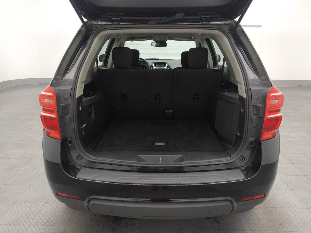 Used 2017 Chevrolet Equinox LS image 29
