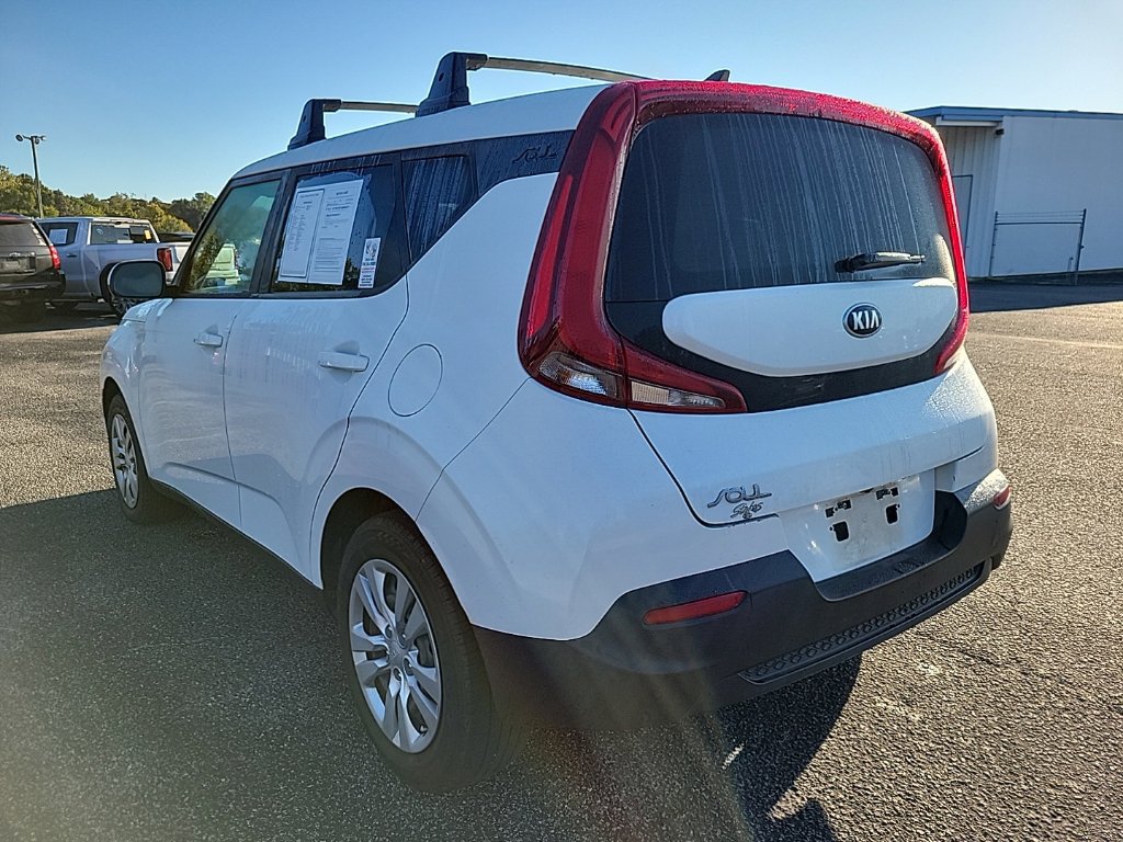 Used 2020 Kia Soul LX FWD image 5